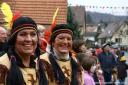 Fasching Niederhofen: Winnetous Schwestern schauten auch kurz vorbei